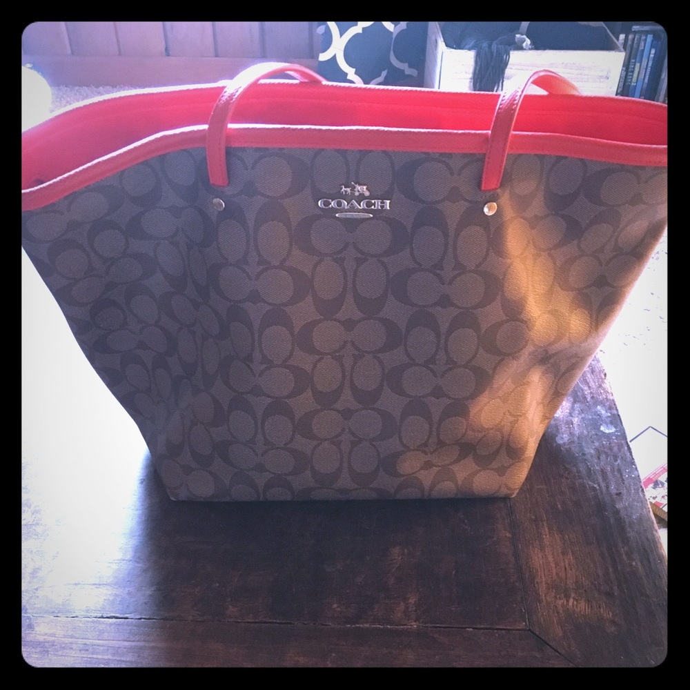 Coach purse. Excellent condition